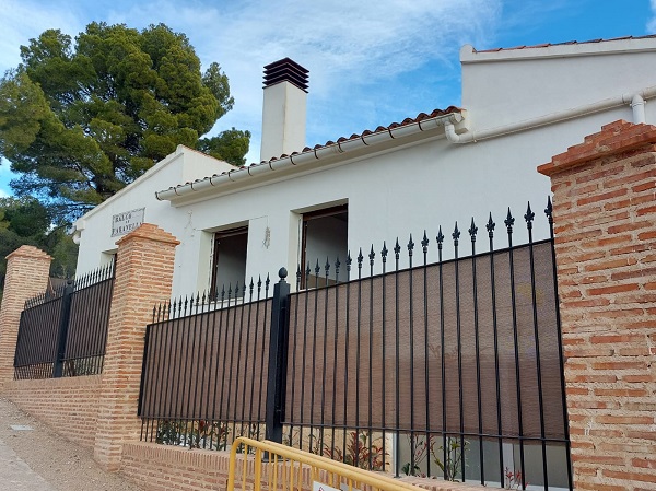 Comencen les obres de millora de l’eficiència energètica en l’espai natural de Casa Tàpena a Onil